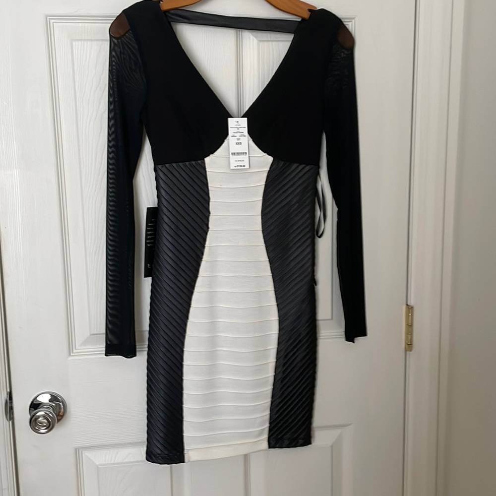 BeBe Pintack coated jersey dress size xxs NWT
